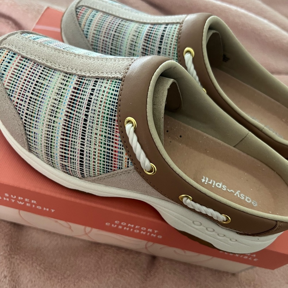 Easy Spirit Cream and Brown Mules with Slip-On Design